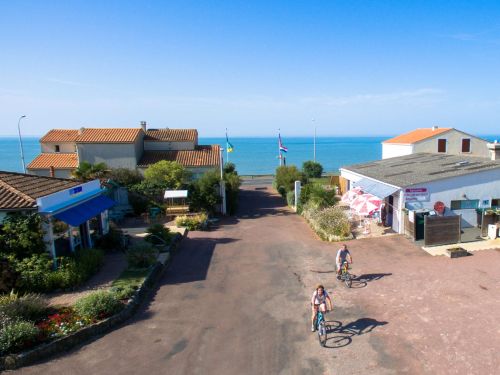 Le Puits de l'Auture - Between beaches and forests in Charente Maritime France Photo gallery of the campsite & surroundings