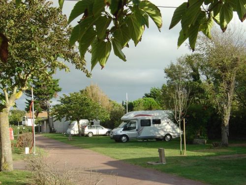 le Puits de l'Auture, tussen stranden en bossen in de Charente Maritime Fotogalerij van de camping en omgeving