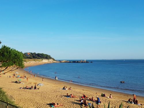 le Puits de l'Auture, entre plages et forêts en Charente Maritime Galerie photo du camping & des alentours