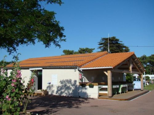 le Puits de l'Auture, campsite near Royan The sanitary facilities