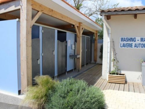 Sanitaires Camping 4 étoiles | Face à la mer en Charente-Maritime