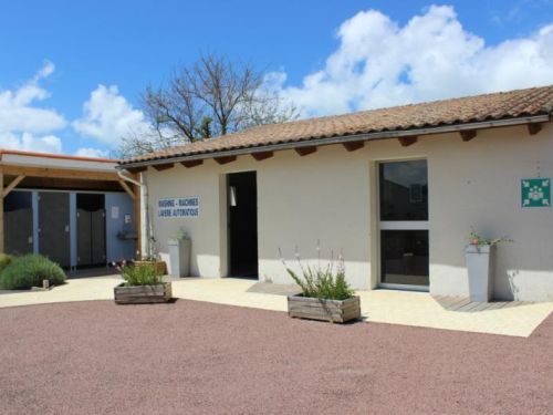 Le Puits de l'Auture, campsite near Royan 4-star services