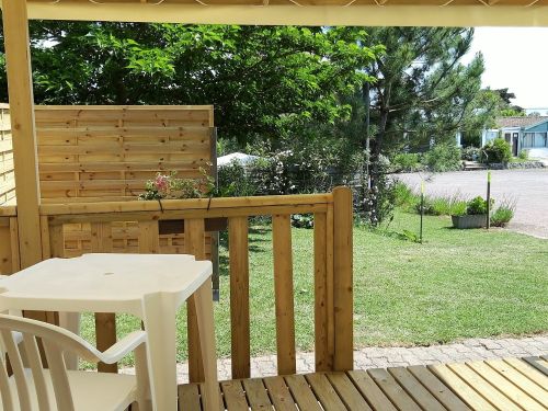 Mobile home range "Comfort" | O’HARA Studio Holiday rentals Mobile homes at the campsite 4 étoiles Charente-Maritime