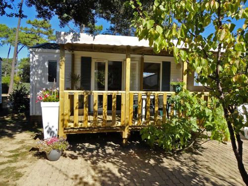 Mobile Home range "Privilège" | FLORES 2 Holiday rentals Mobile homes at the campsite 4 étoiles Charente-Maritime